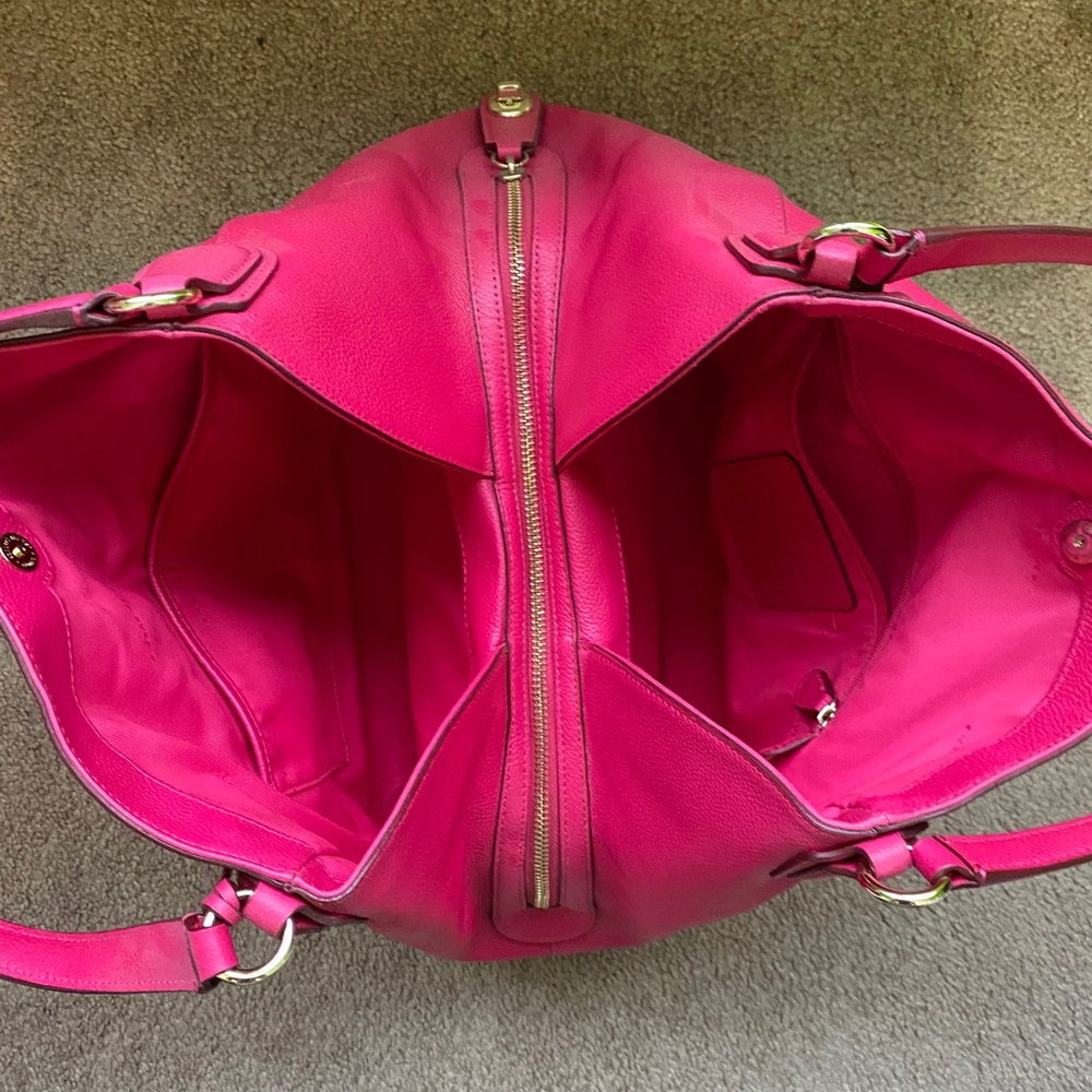 Coach Handbag - Picture 5 of 8